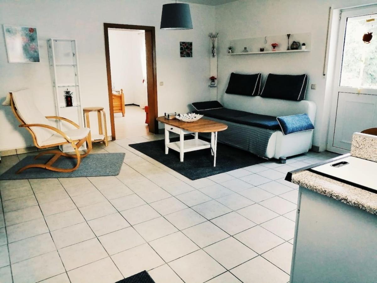 Apartmán 76 Qm Whg Im Eg Haus-Wohlfuehloase Vor Der Haustuer Gladenbach Exteriér fotografie